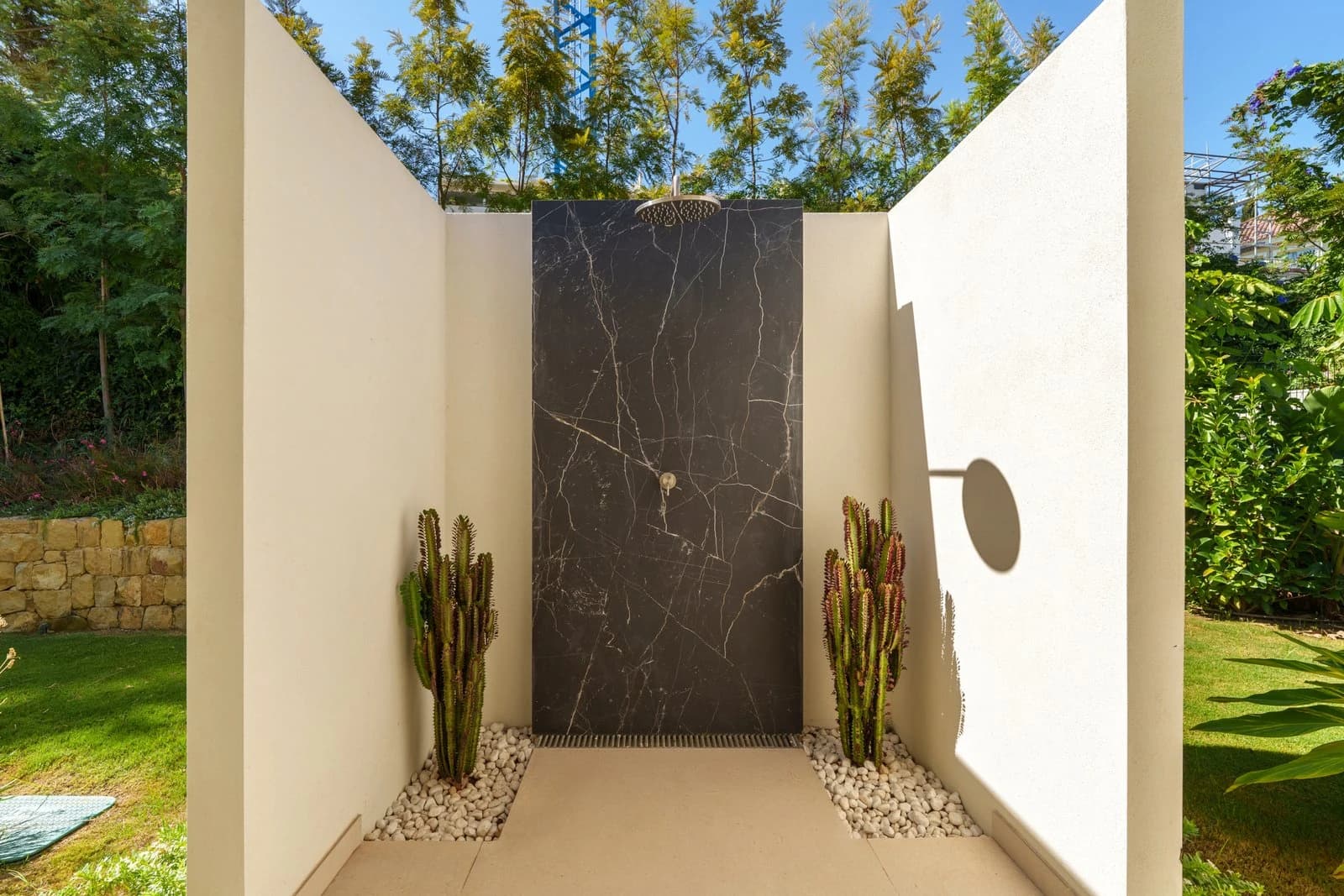 Gallery 25